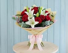 Букет цветов из:  Лилии и Розы в Тевризе