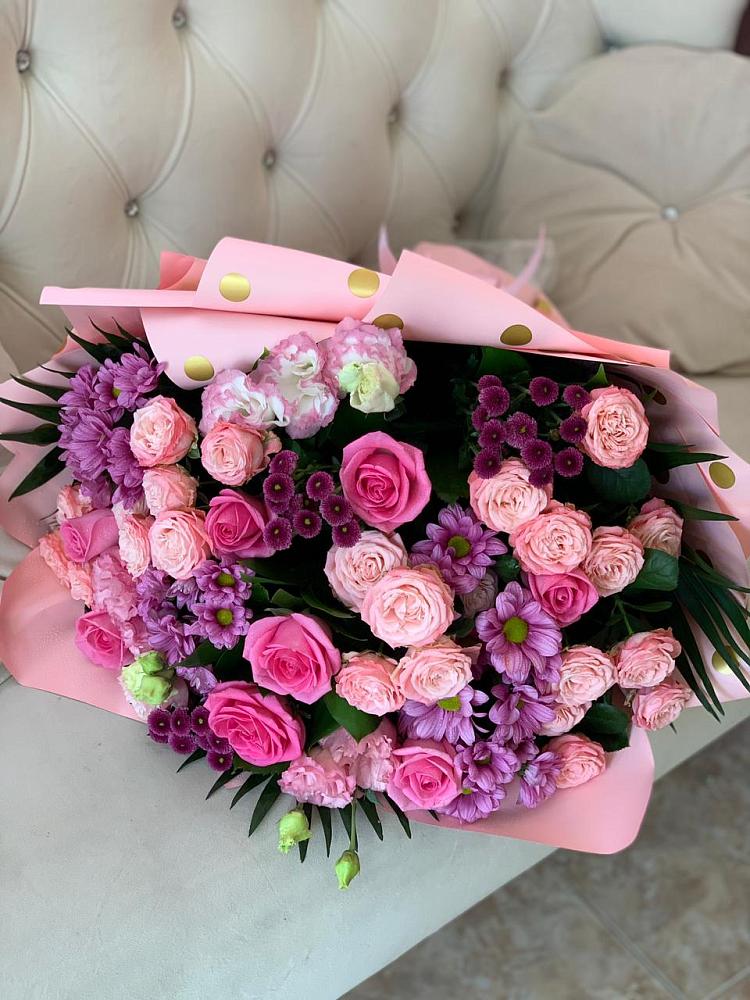 Букет цветов из: Хризантемы, Розы и Лизиантусы в Тевризе