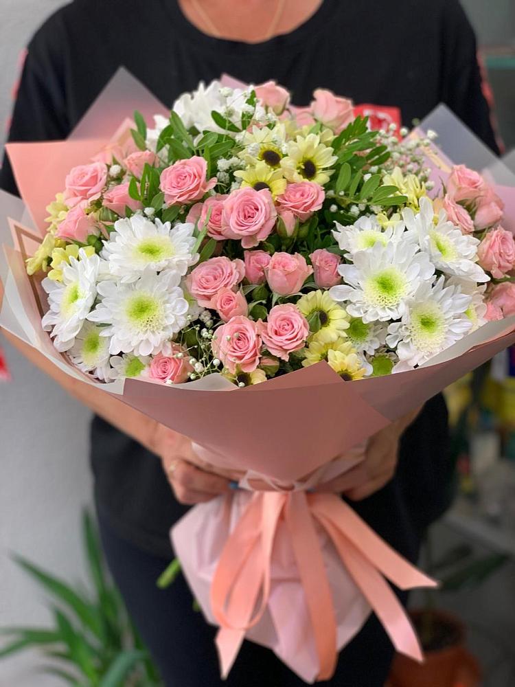 Букет цветов из: Розы и Хризантемы в Тевризе