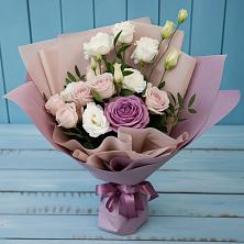 Букет цветов из:  Розы и Лизиантусы в Тевризе