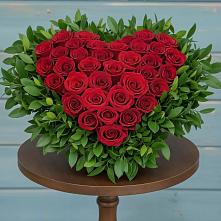 Цветочная композиция из Розы в виде сердца в Тевризе