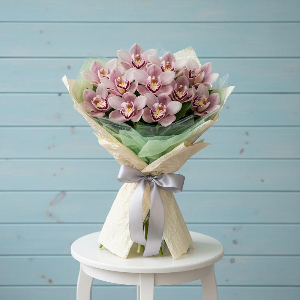 Букет цветов из: Орхидеи и Розы в Тевризе