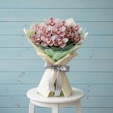 Букет цветов из:  Орхидеи и Розы #REPLACE_PRED# Тевризе