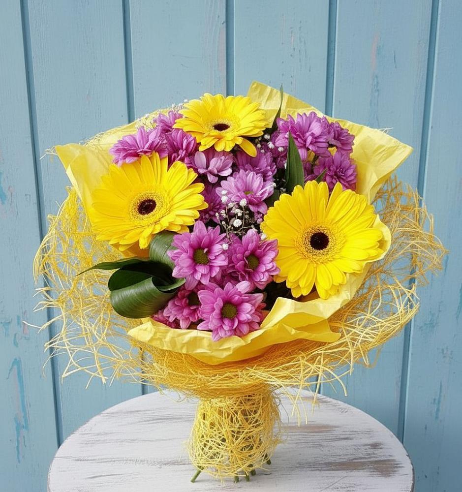 Букет цветов из: Хризантемы и Герберы в Тевризе
