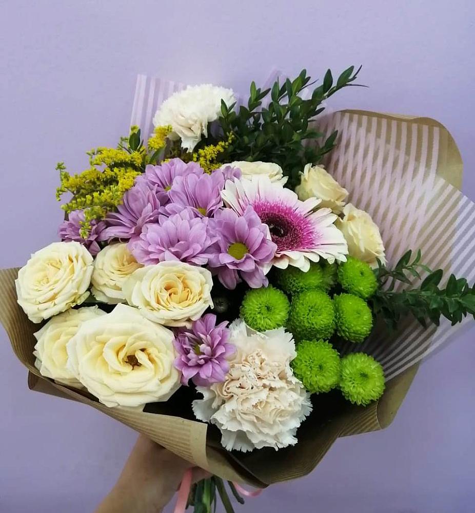 Букет цветов из: Хризантемы, Розы, Гвоздики и Герберы в Тевризе