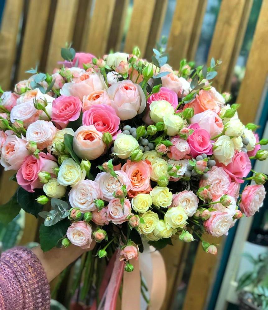 Букет цветов из: Розы в Тевризе