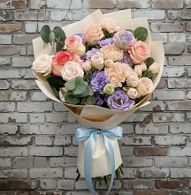 Букет цветов из:  Розы, Лизиантусы и Гвоздики в Тевризе